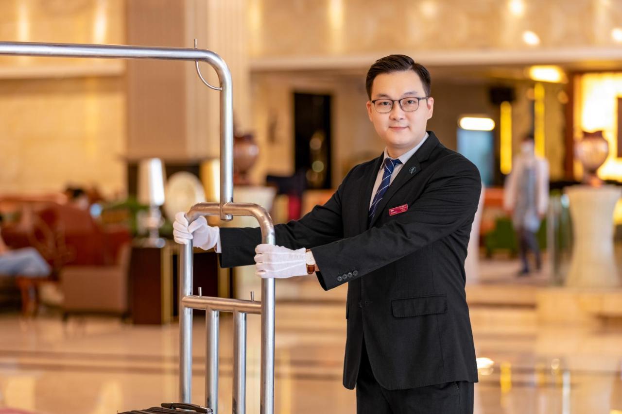 Crowne Plaza Foshan By Ihg - Canton Fair Free Shuttle Bus Exterior foto