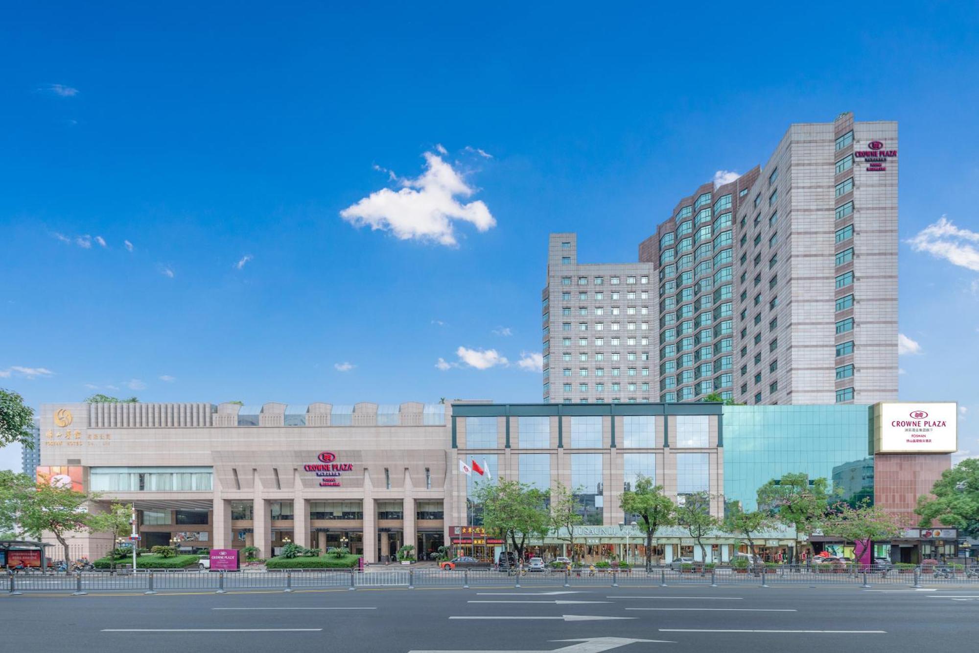 Crowne Plaza Foshan By Ihg - Canton Fair Free Shuttle Bus Exterior foto